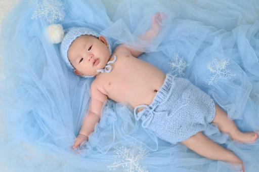 广州代怀试管生子宝宝流清鼻涕会自愈吗